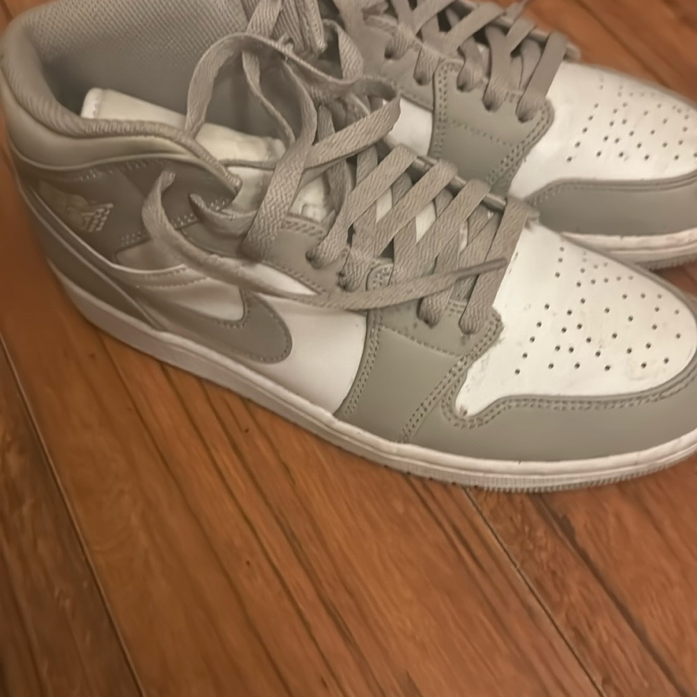 College Grey Air Jordan 1 Mid
